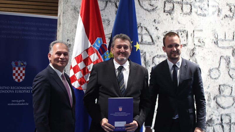 Erlić: Financiranje projekata za poboljšanje uvjeta života romske i drugih manjina